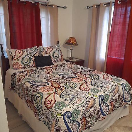 Granann'S Place Kingston Bagian luar foto